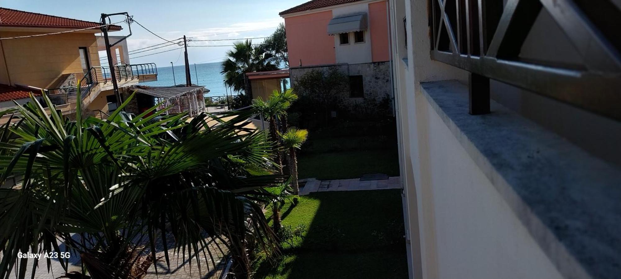 Hotel Paralio Poszídi Kültér fotó